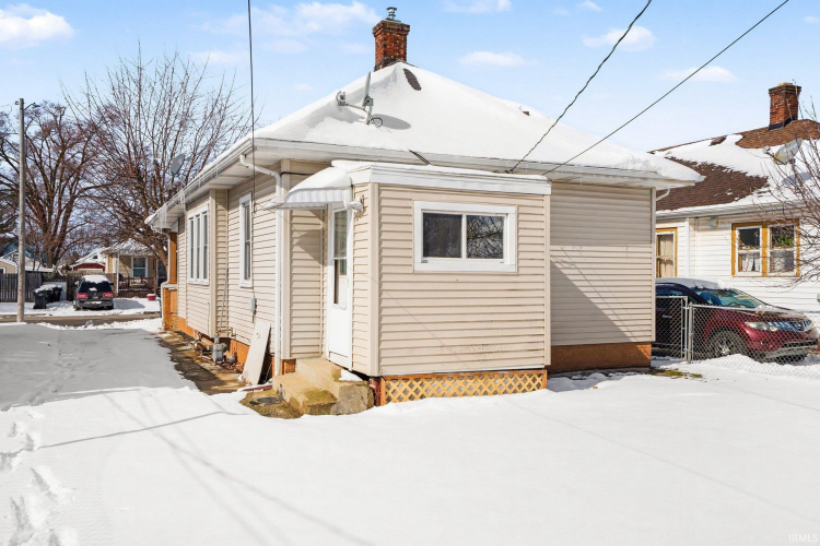 Listing Image 25