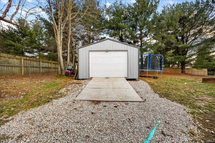 Listing Image 23