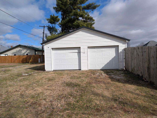 Listing Image 22