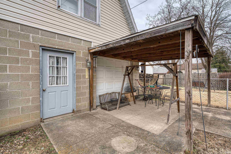 Listing Image 23
