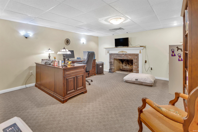 Listing Image 22