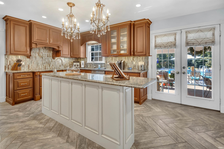 Listing Image 23