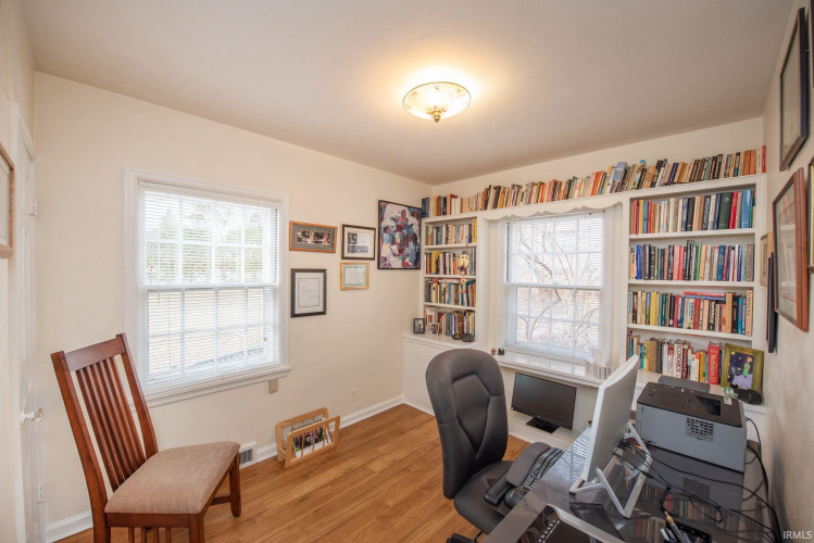 Listing Image 18