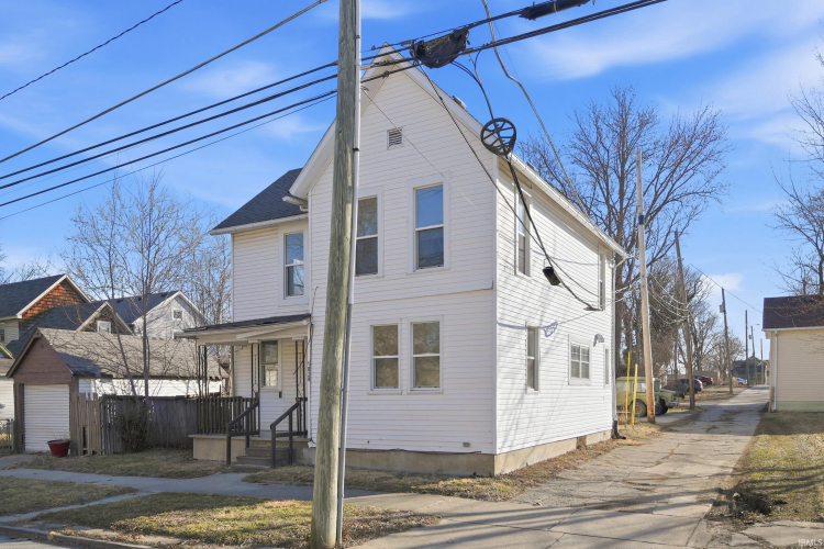 Listing Image 3