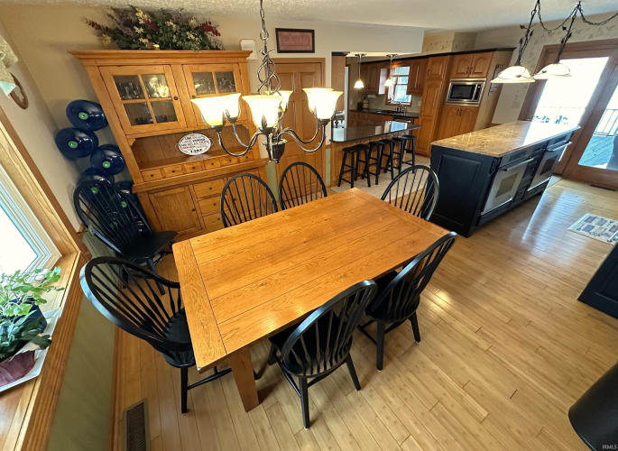 Listing Image 35
