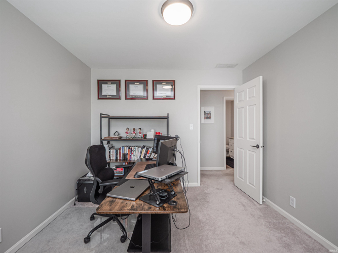 Listing Image 23