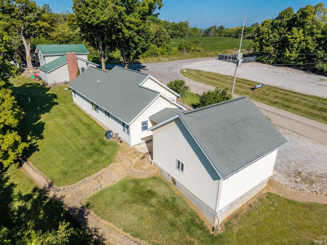 Listing Image 8