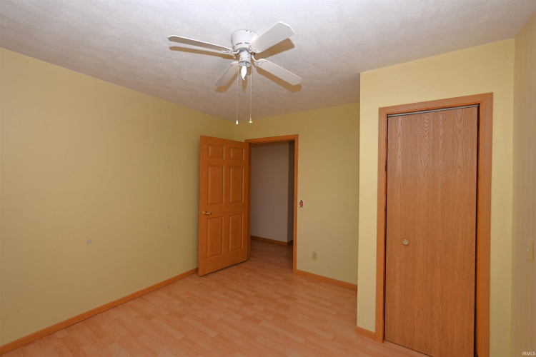 Listing Image 28