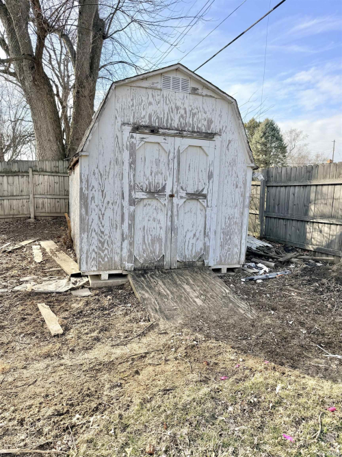 Listing Image 22