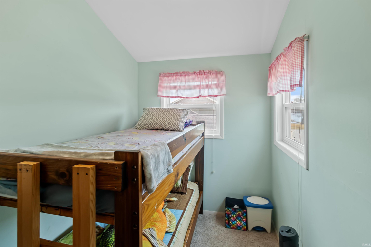 Listing Image 17