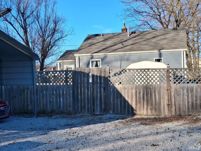 Listing Image 19