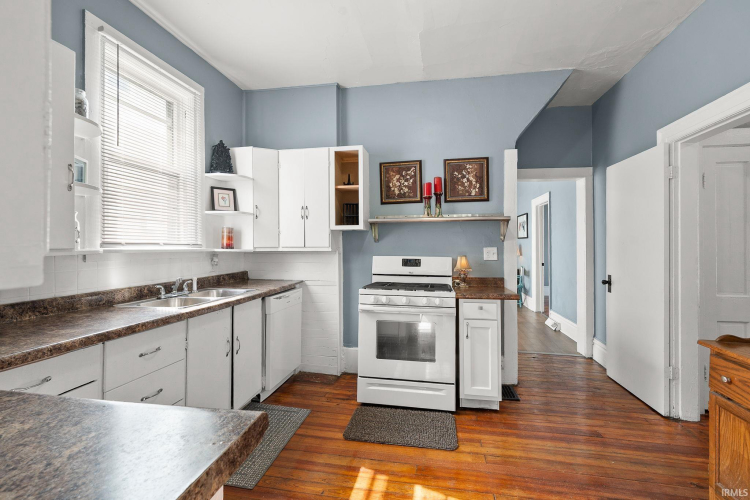 Listing Image 13