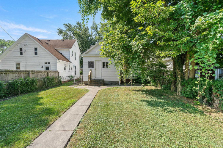 Listing Image 33