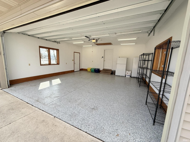 Listing Image 40
