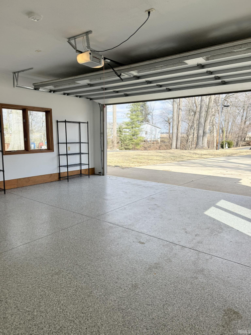 Listing Image 41