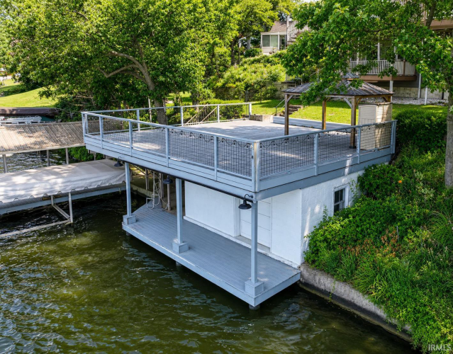 Listing Image 8