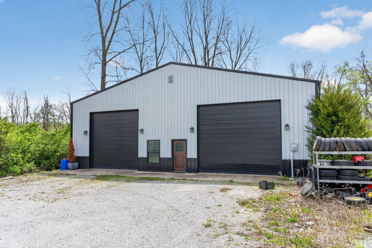 Listing Image 27
