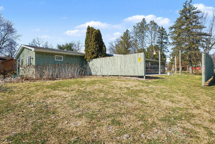 Listing Image 21