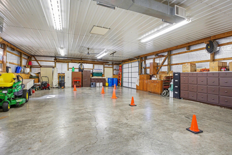 Listing Image 33