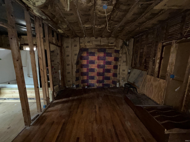 Listing Image 30
