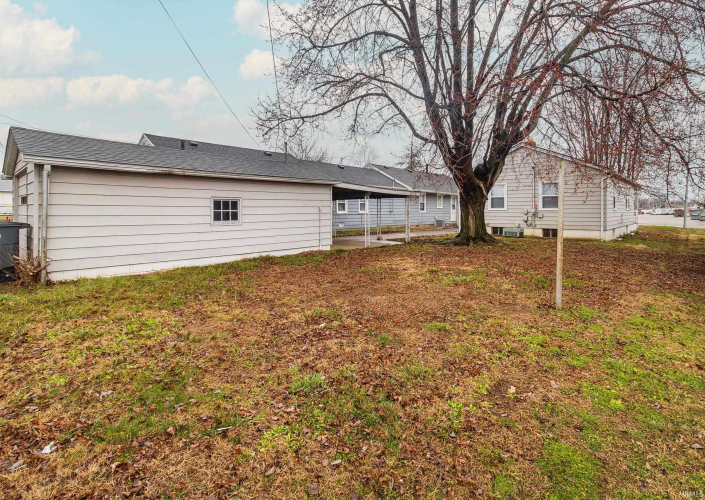 Listing Image 13