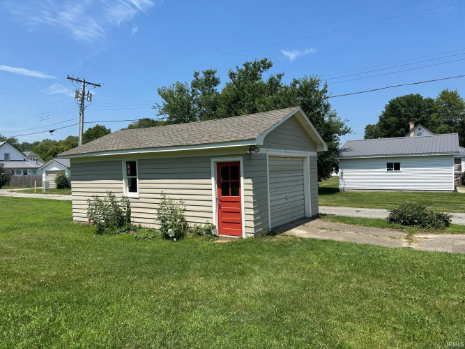 Listing Image 25