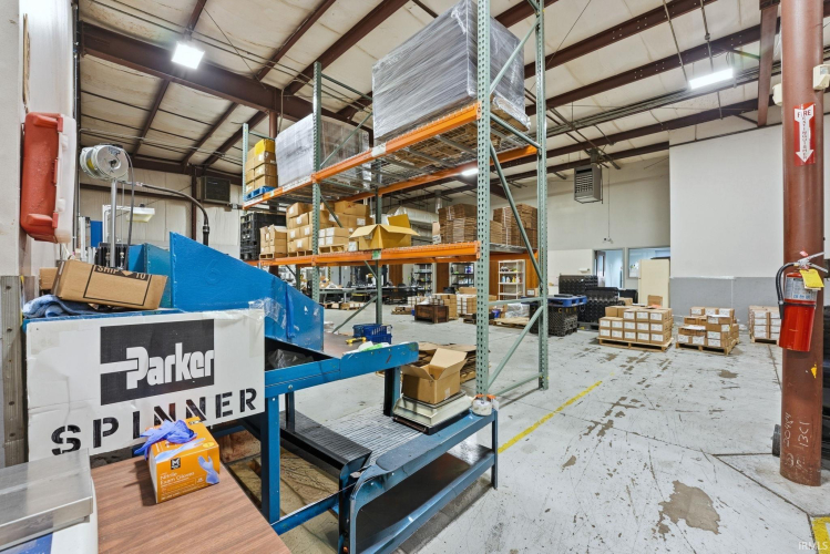 Listing Image 23