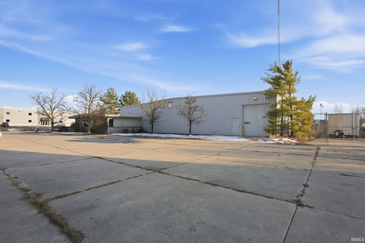 Listing Image 26