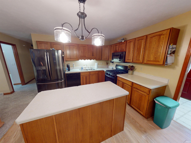 Listing Image 15