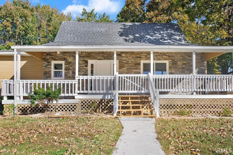 Listing Image 3