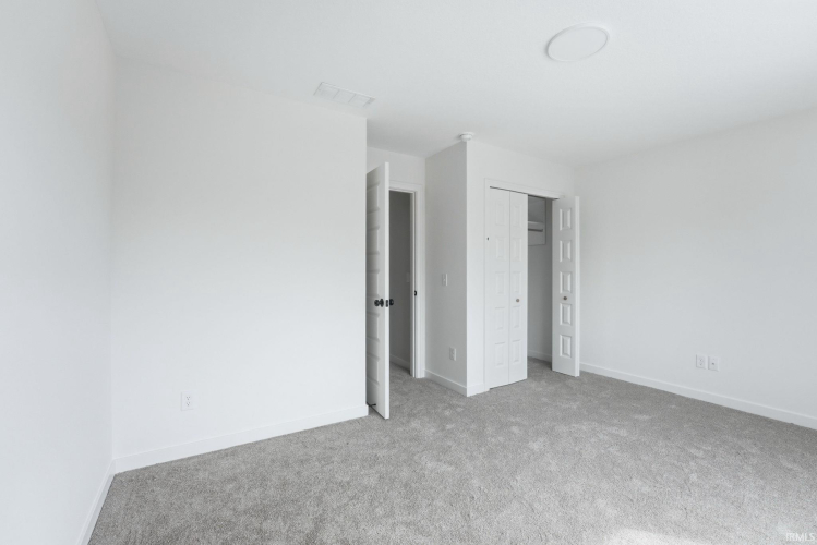 Listing Image 30