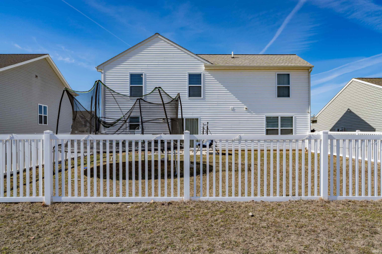 Listing Image 25