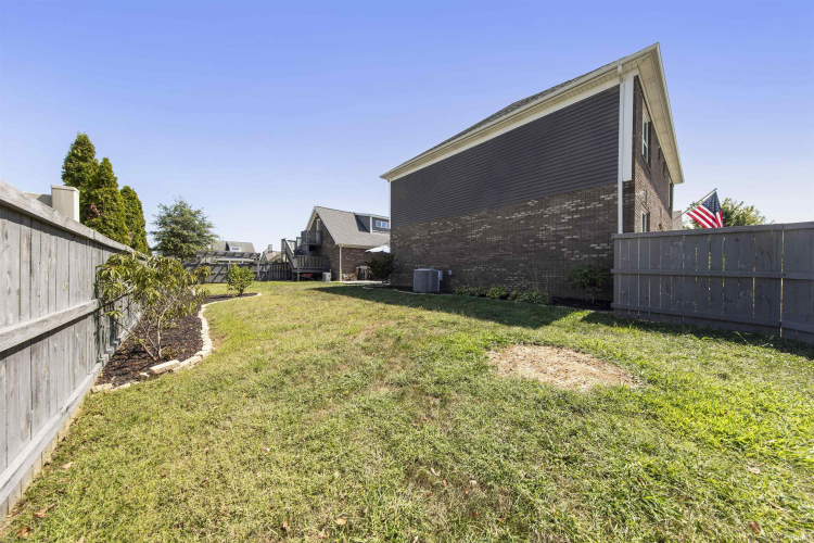 Listing Image 36
