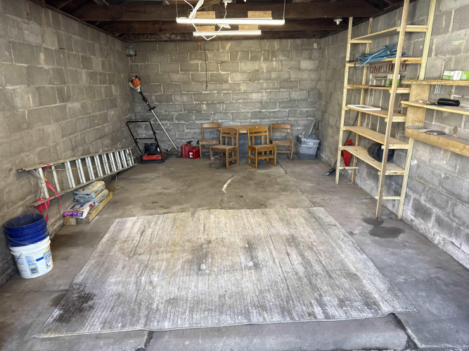 Listing Image 24