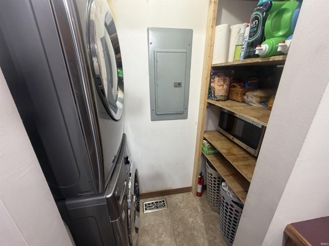 Listing Image 28