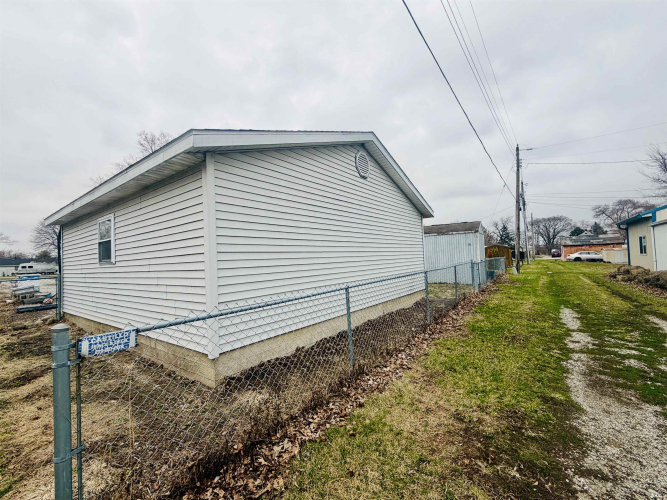 Listing Image 33