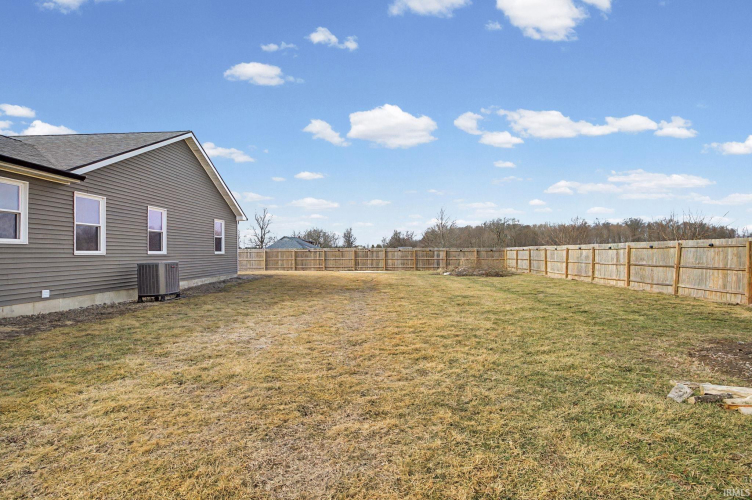 Listing Image 33