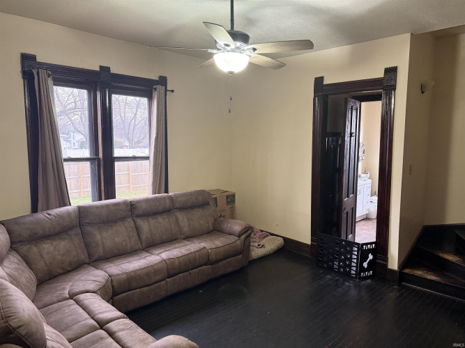 Listing Image 28
