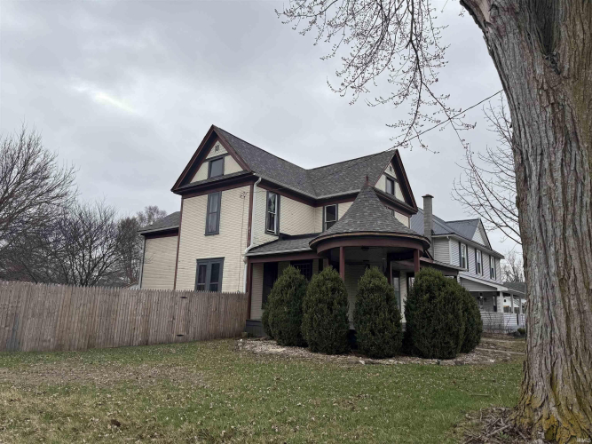 Listing Image 7