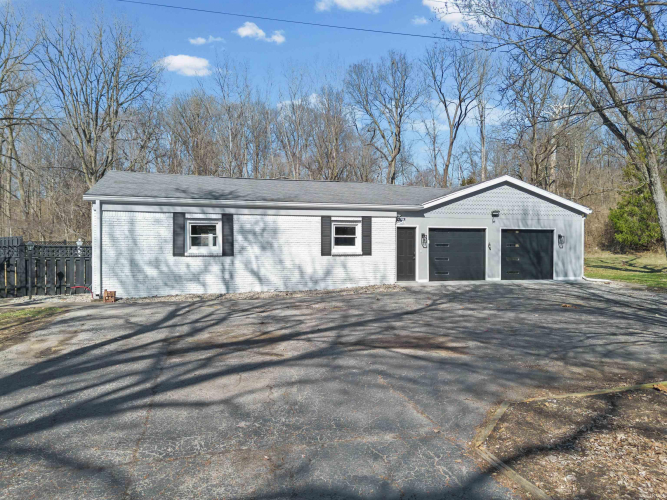 Listing Image 43