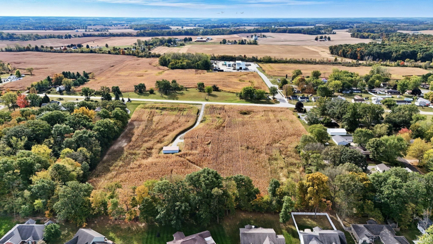 Listing Image 11