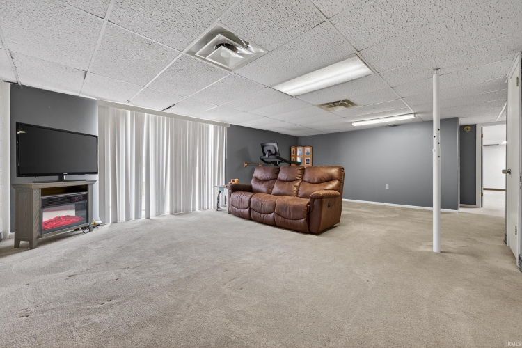 Listing Image 25