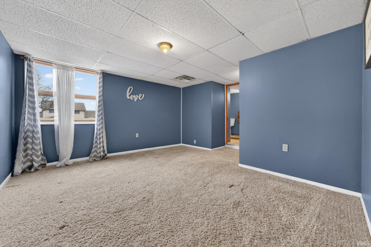 Listing Image 27