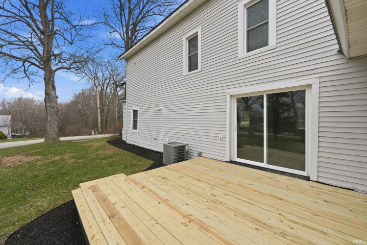 Listing Image 28