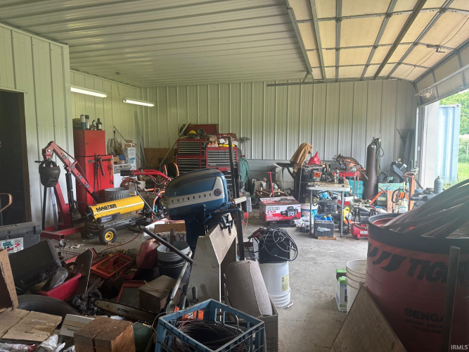 Listing Image 32