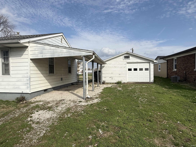 Listing Image 14