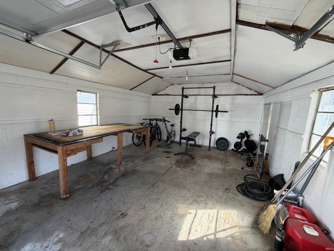 Listing Image 25