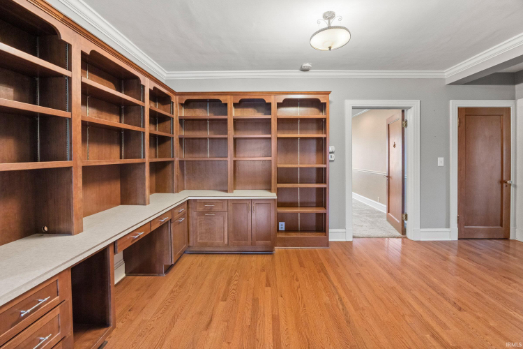 Listing Image 18