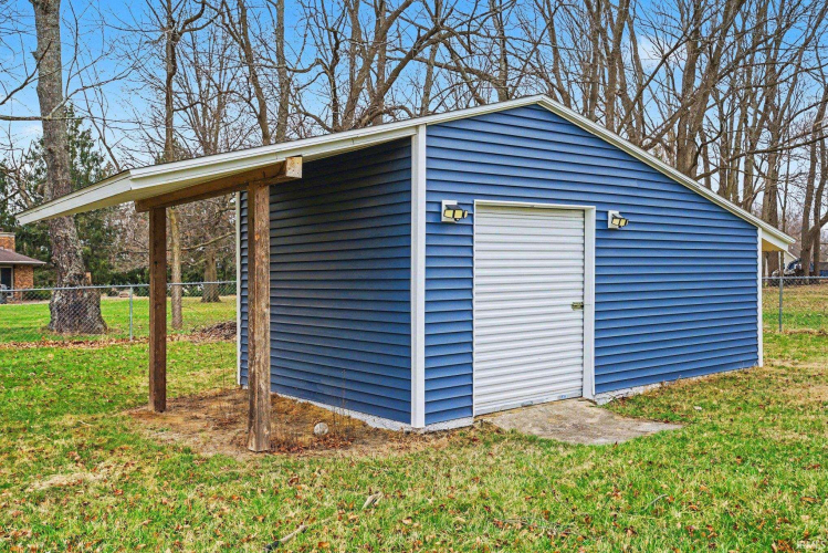 Listing Image 14