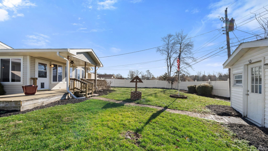 Listing Image 9